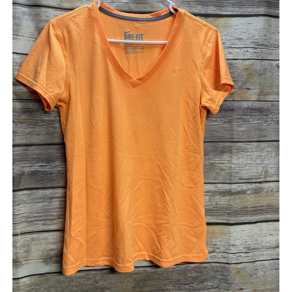 Nike Dri Fit Tshirt Women's Medium Regular Fit Orange Vneck Cap Sleeve